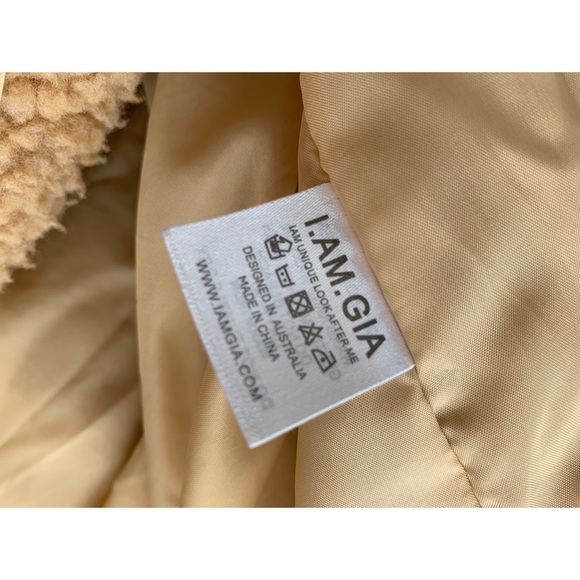 COPY - ✨Host Pick✨ I.AM.GIA | pixie coat - oversized teddy jacket - Picture 14 of 16